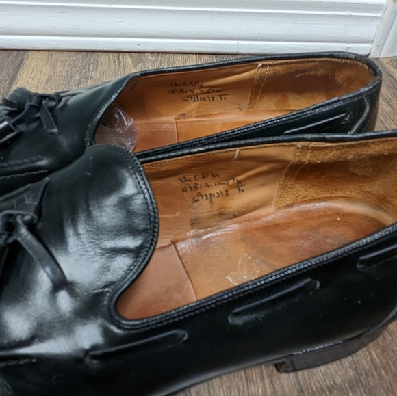Alan McAfee handcrafted in England Men's black leather tassel loafers EUC 11 - Picture 7 of 9